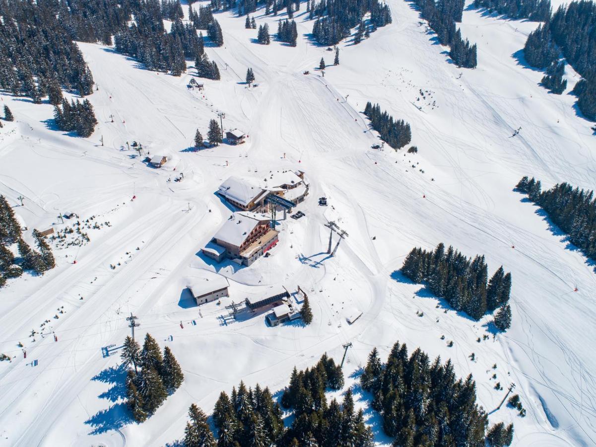 L'Escale Hotel Chatel Exterior photo